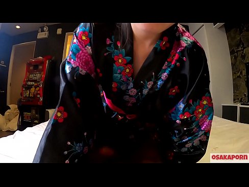 ❤️ Mlado cosplay dekle obožuje seks do orgazma s squirtom v konjušnici in blowjobom. Azijsko dekle z dlakavo pičko in lepimi joški v tradicionalni japonski noši v amaterskem videoposnetku, ki prikazuje masturbacijo z erotičnimi igračami. Sakura 3 OSAKAPORN. ️ Fucking video na porno sl.pornogroupp.ru ☑