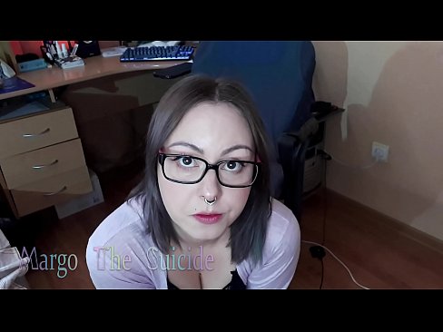 ❤️ Seksi dekle z očali globoko sesa dildo pred kamero ️ Fucking video na porno sl.pornogroupp.ru ☑